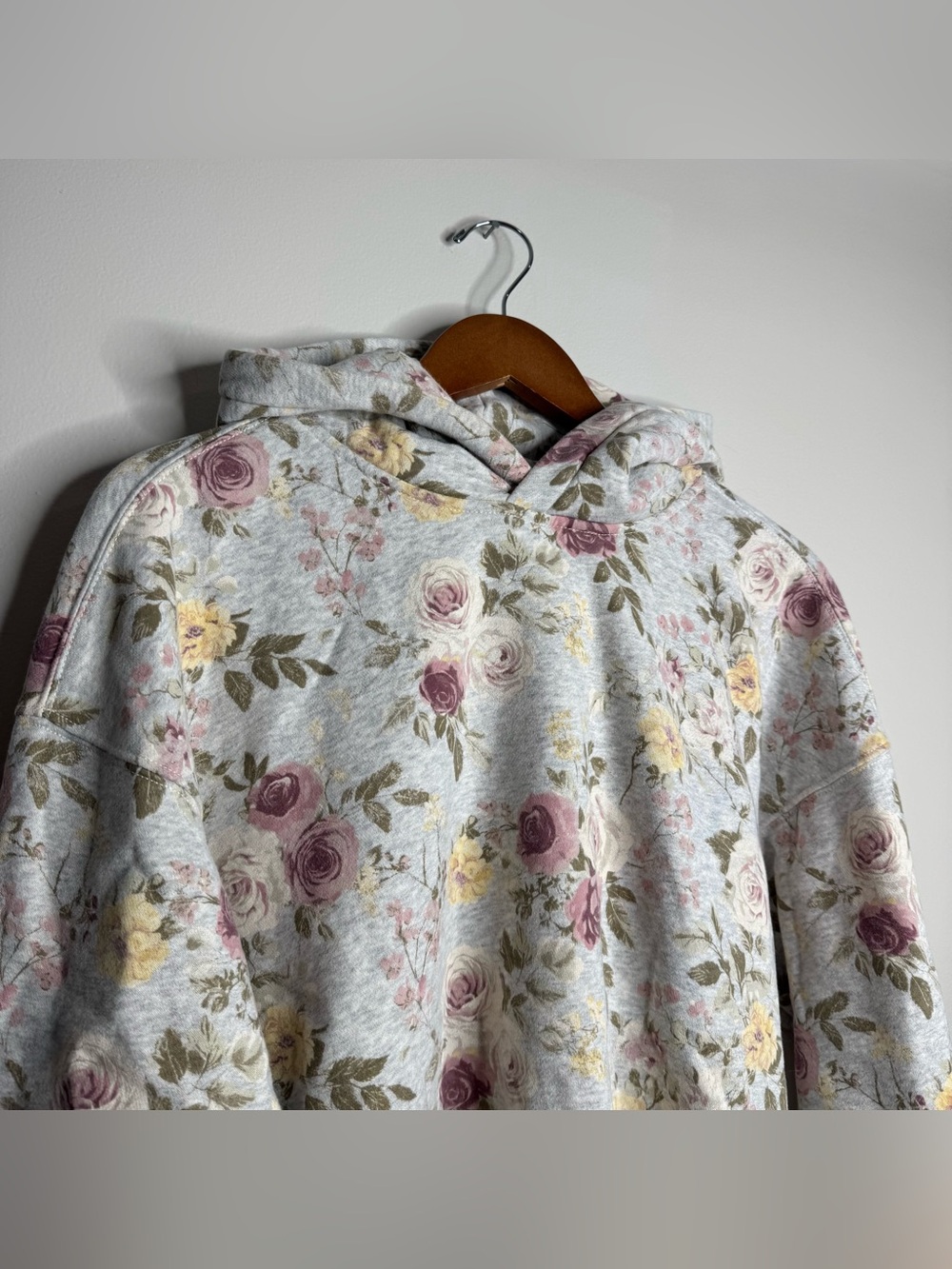 Abercrombie & Fitch Light Blue Floral Hoodie & Jogger Set - Picture 3 of 12